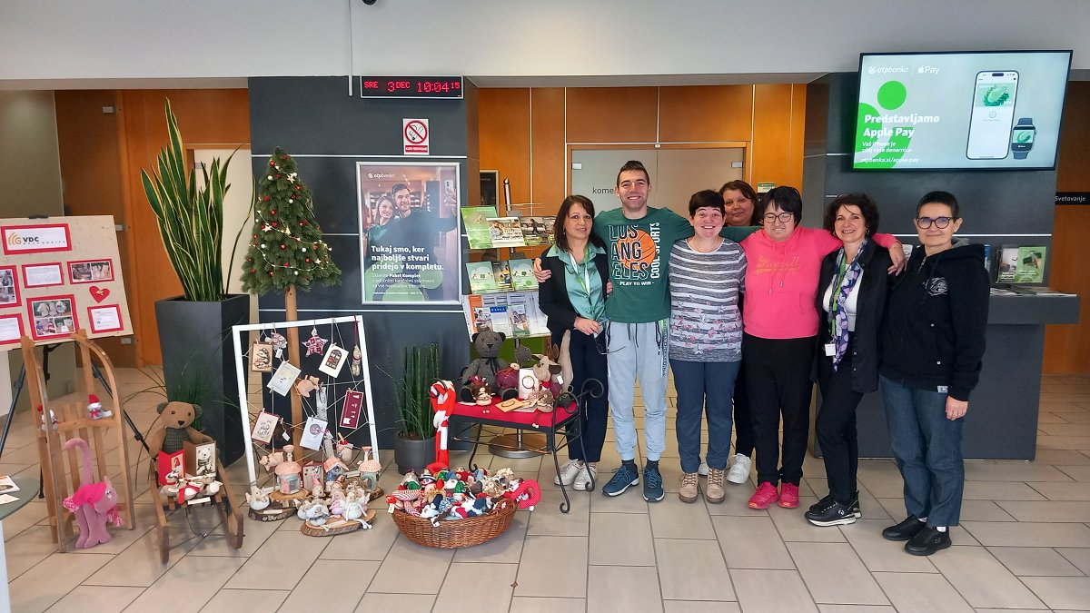 Razstava izdelkov VDC Nova Gorica na OTP banki na Dobrovem
